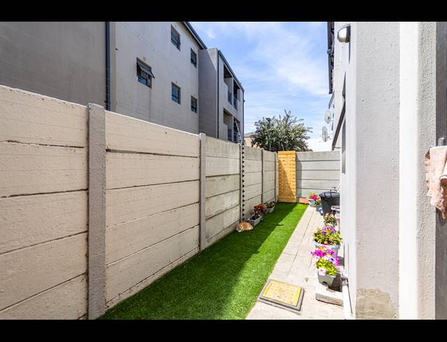 2 BEDROOM APARTMENT FOR SALE IN PARKLANDS
